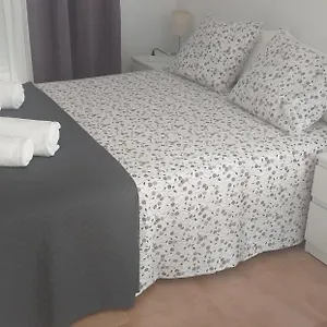 Habitación en casa particular C&blola - Habitacion Independiente Con Baño Privado Y Aire Acondicionado - Minimo 3 Dias