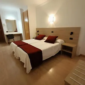 Vilobi Hotel Viloví de Oñar