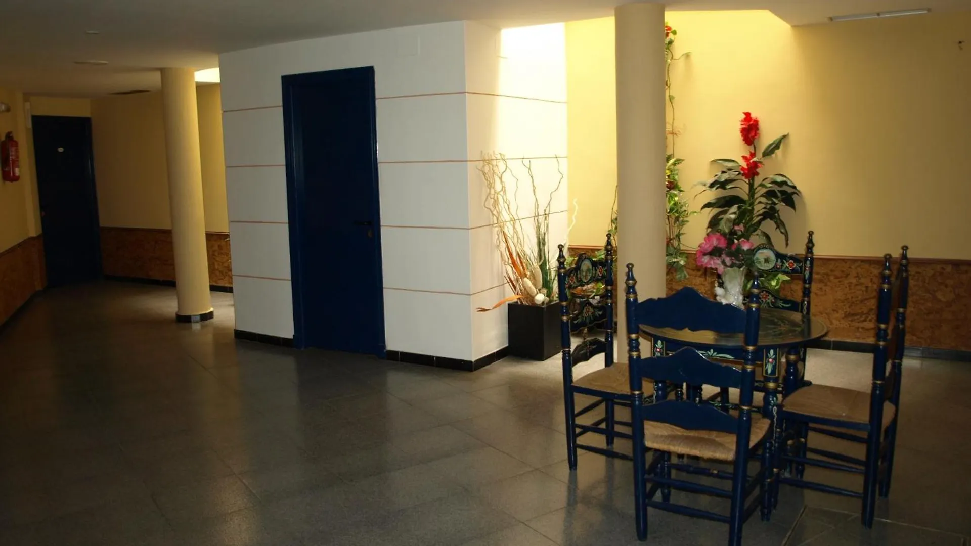 Hotel Caballo Negro Puerto Real 2*,  Spain
